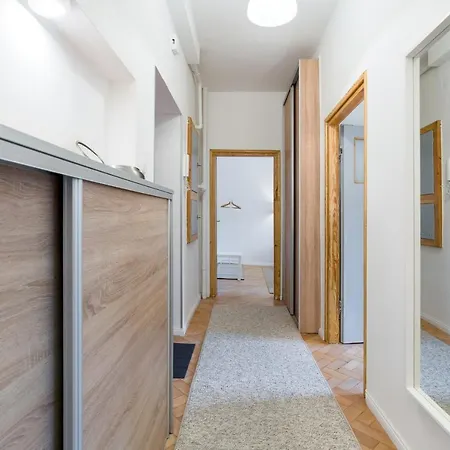 Dzialynskich By Renters Poznań